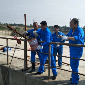 ͻꠣЄ@ഺ --\늏SF֧M_չxՄڄ