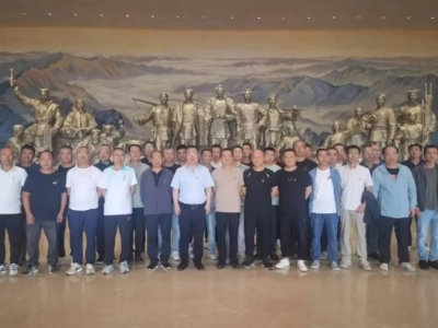 XVϽֹ˾_չ̤tɫE P^M}hջ